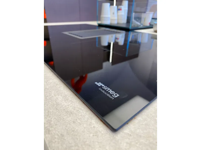 Piccoli elettrodomestici Smeg: Na 102 eldom smeg  in offerta