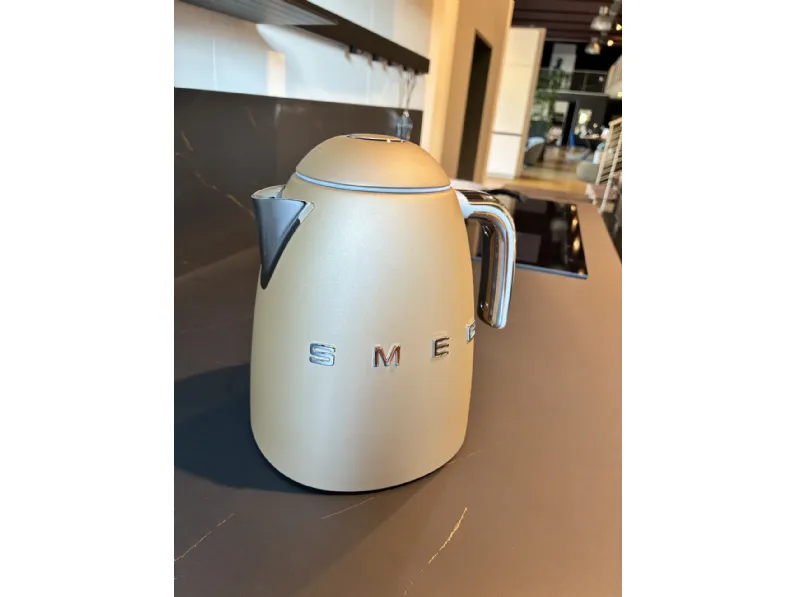 Piccoli elettrodomestici Smeg: Bollitore elettrico champagne  a prezzi outlet