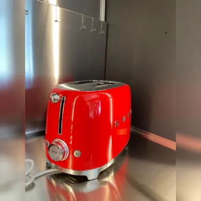 Piccoli elettrodomestici Smeg: Tostapane a prezzi convenienti
