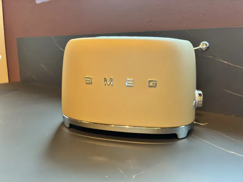 Piccoli elettrodomestici Smeg: Tostapane champagne a prezzi outlet