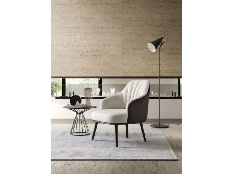 Poltroncina Aaron. Seduta fissa e design moderno. Mottes selection a prezzi outlet.