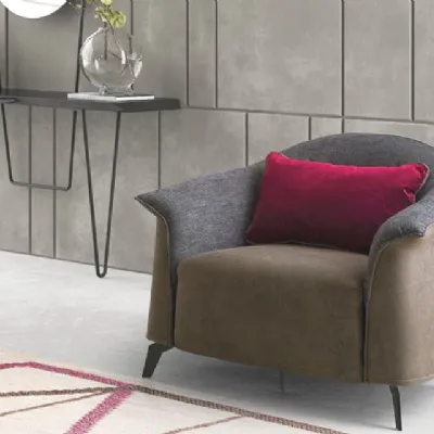 Poltrona in Tessuto Caroline Le comfort in Offerta Outlet