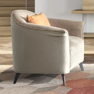 Poltrona in Tessuto Caroline Le comfort a prezzo Outlet