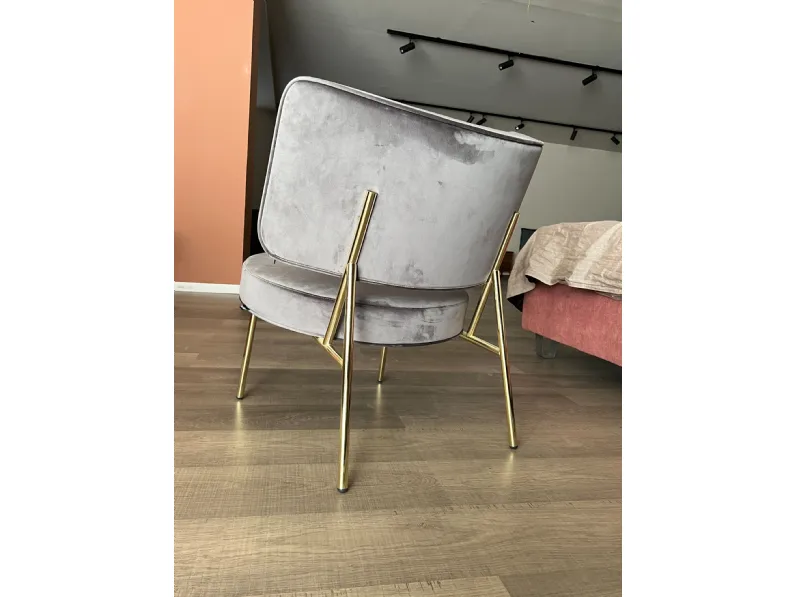 Poltrona con seduta fissa Coco Calligaris a prezzo scontato  approfittane ora!