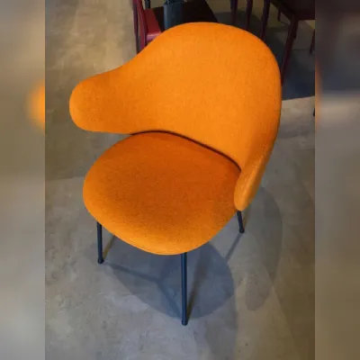 Poltroncina Dua Kristalia in Offerta Outlet. Seduta fissa.