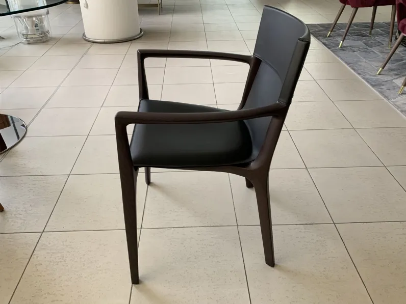 Poltrona con seduta fissa Isadora Poltrona frau in Offerta Outlet 