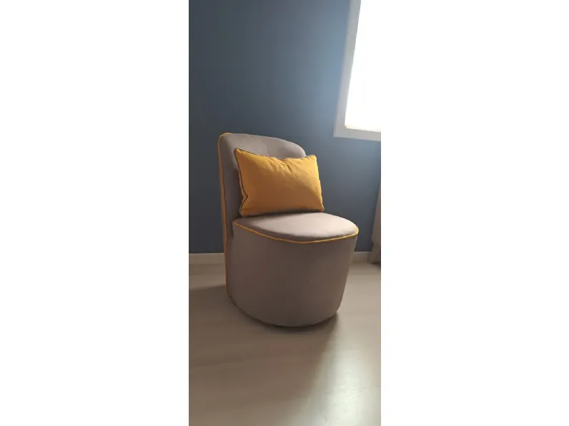 Poltrona Meggy Le comfort in Tessuto SCONTATA