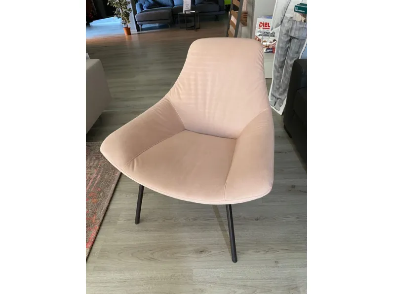 Poltrona in Tessuto Thelma Doimo salotti in Offerta Outlet