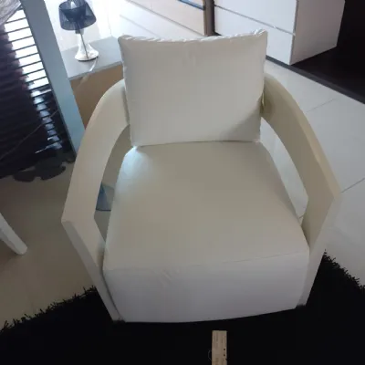 Poltroncina in stile moderno modello Cindy Jesse a prezzo scontato