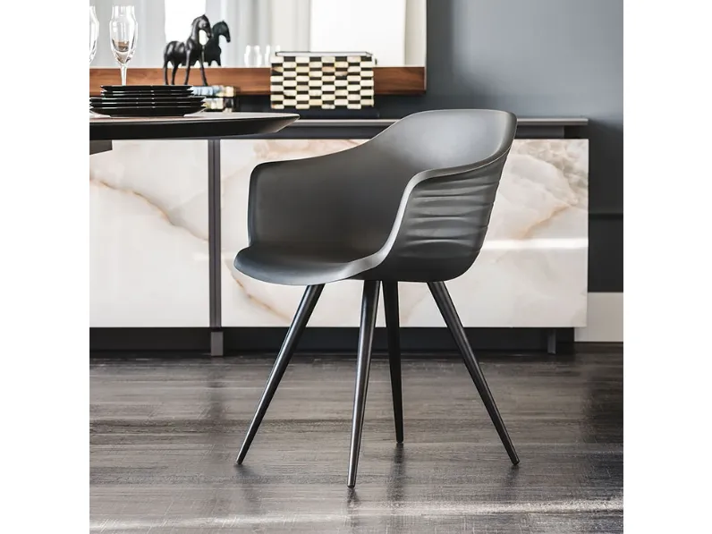 Poltroncina Indy Cattelan: seduta fissa, offerta outlet. Perfetta per l'architetto.