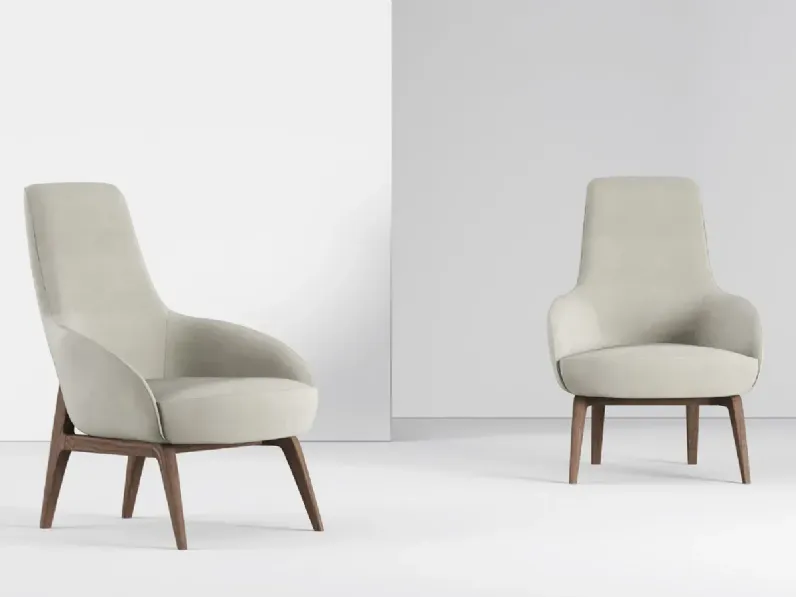 Poltroncina Karin Doimo Salotti scontata. Seduta fissa. Lunghezza 50 caratteri.