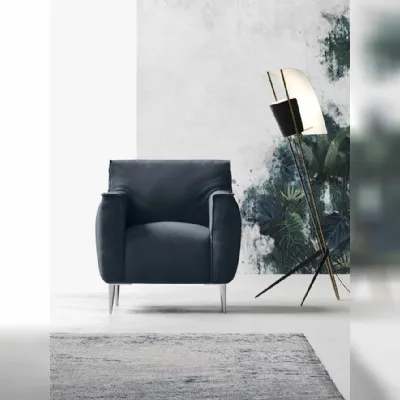 Poltroncina in stile design modello Luna Doimo salotti a prezzo ribassato