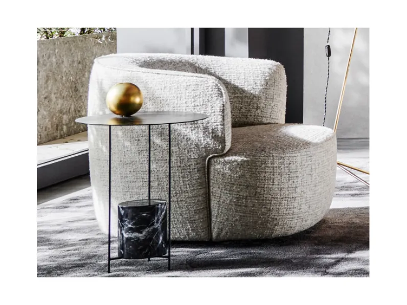 Poltrona con seduta fissa Elain Molteni & c a prezzo Outlet 