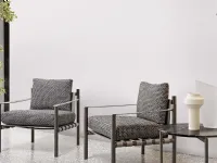 Poltrona con seduta fissa Iko Flou a prezzo Outlet 