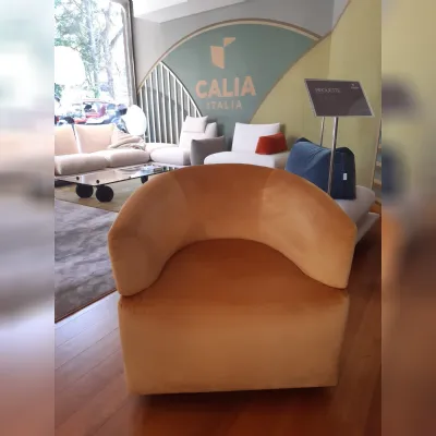 Poltroncina Modello pirouette Con movimento relax Calia in offerta