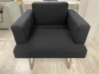 Poltroncina modello Poltrona mod. cubina nera Artigianale in Tessuto a prezzo scontato