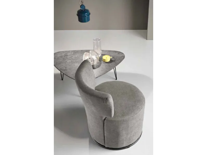 Poltroncina modello Poltroncina design luxury italia 4 colori  Md work in Tessuto a prezzo Outlet