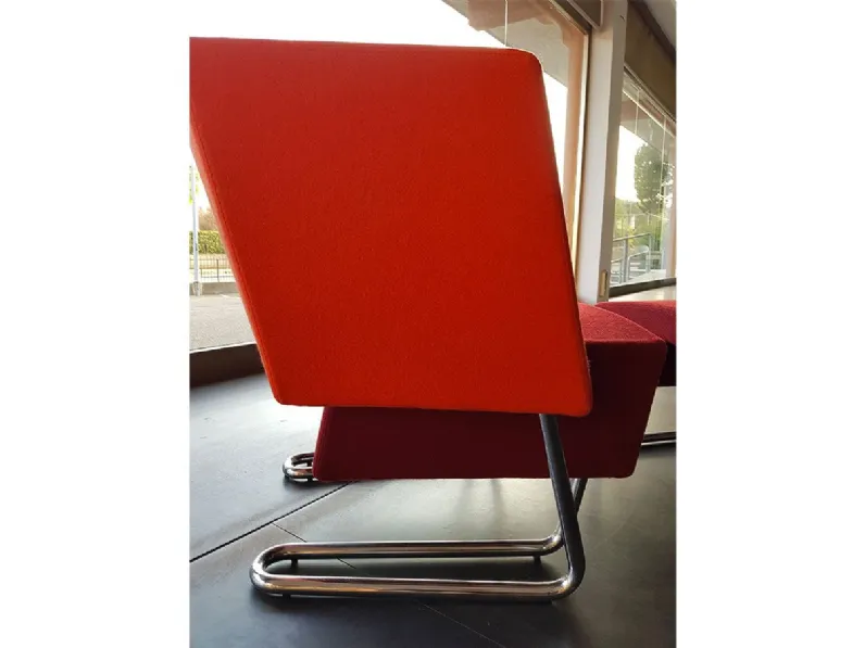 Poltroncina modello Ron-aldodown Bonaldo in Tessuto a prezzo scontato