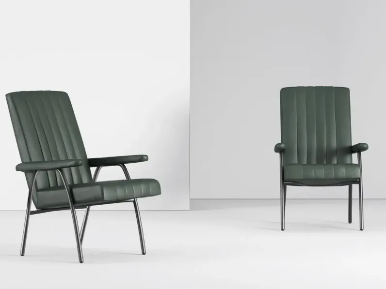 Offerta Outlet: Poltroncina Nora Doimo Salotti. Seduta fissa. Acquista ora!