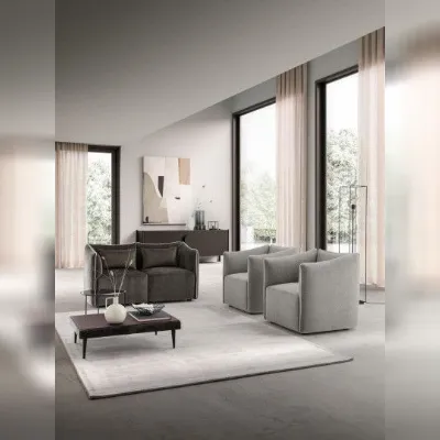 Scopri la Poltroncina Kubik Mottes Selection, ora scontata! Un design moderno ed elegante, per completare il tuo arredamento.