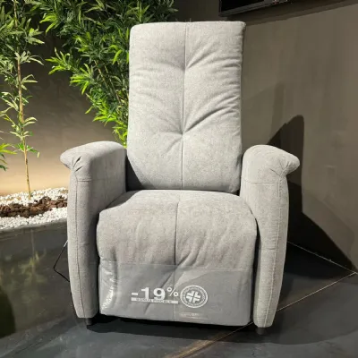 Poltrona Artcon movimento relax a marchio Spazio relax con uno sconto imperdibile