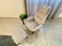 Poltrona relax modello Downtown lounge a marchio Poltrona frau con forte sconto