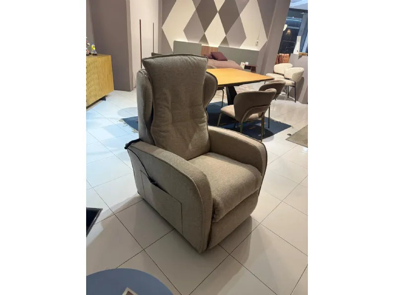 Poltrona relax modello Holly a marchio Hoppl� a prezzi outlet