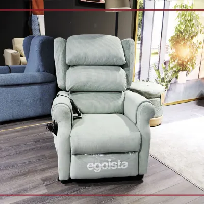 Scopri la Poltrona Relax Nuvola di Egoitaliano in Offerta Outlet! Movimento relax incluso.