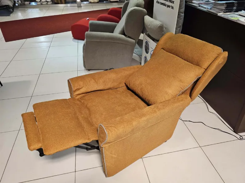 Poltrona relax modello Prisca plus a marchio Vitarelax con forte sconto