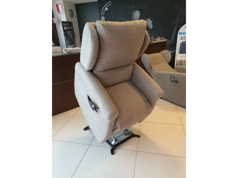 Poltrona relax modello Multipla 2023 a marchio Vitarelax con forte sconto