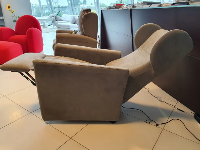 Poltrona Rita con movimento relax a marchio Vitarelax con uno sconto esclusivo
