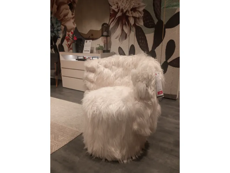 Poltrona in Tessuto Av 210 poltrona giuggiola Calia in Offerta Outlet