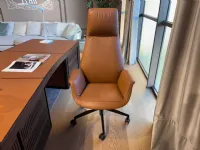 Poltrona con poggiatesta Downtown president Poltrona frau in Offerta Outlet 