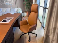 Poltrona con poggiatesta Downtown president Poltrona frau in Offerta Outlet 