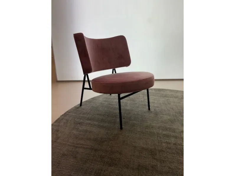 Poltrona con seduta fissa Coco Calligaris a prezzo scontato 