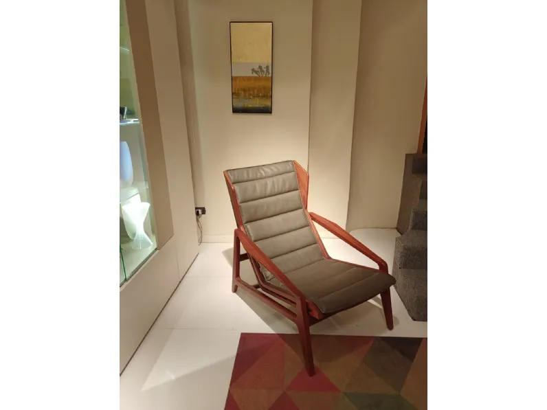 Poltrona con seduta fissa D.156.3 gio ponti Molteni & c in Offerta Outlet