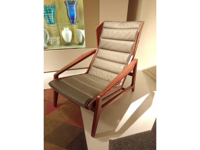 Poltrona con seduta fissa D.156.3 gio ponti Molteni & c in Offerta Outlet