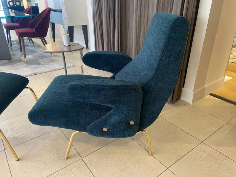 Poltrona con seduta fissa Delfino Arflex a prezzo Outlet 
