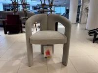 Poltrona con seduta fissa Dudet 562 Cassina a prezzo scontato 