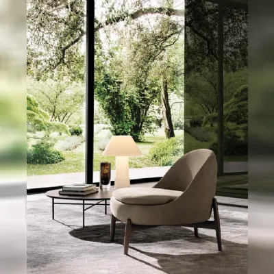 Poltrona con seduta fissa Sendai Minotti a prezzo scontato 