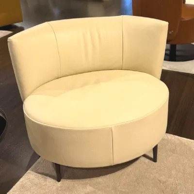 Poltrona in Tessuto Drusilla 2 Calia a prezzo scontato