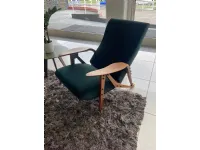 Poltrona Gilda Zanotta: progettata da interni, in tessuto scontato.