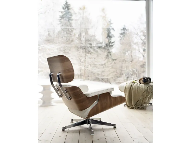 Poltrona con poggiapiedi Lounge chair & ottoman  a prezzo Outlet 