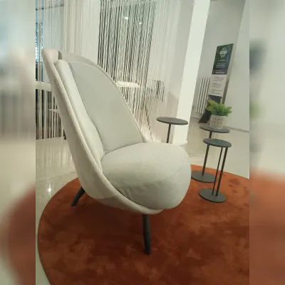 Poltrona in stile design Calatea Pianca in Offerta Outlet