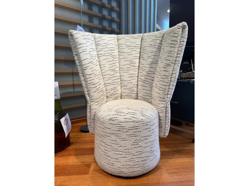 Poltrona modello Modello vivi  Calia con forte sconto
