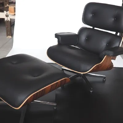 Poltrona Poltrona girvole modello eames  Artigianale in Pelle SCONTATA