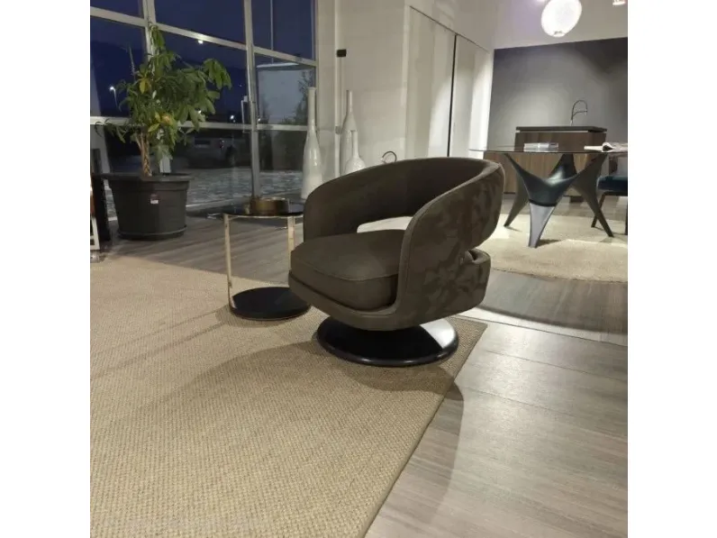 Poltrona in stile moderna Poltrona molteni&c. linea Molteni & c in Offerta Outlet