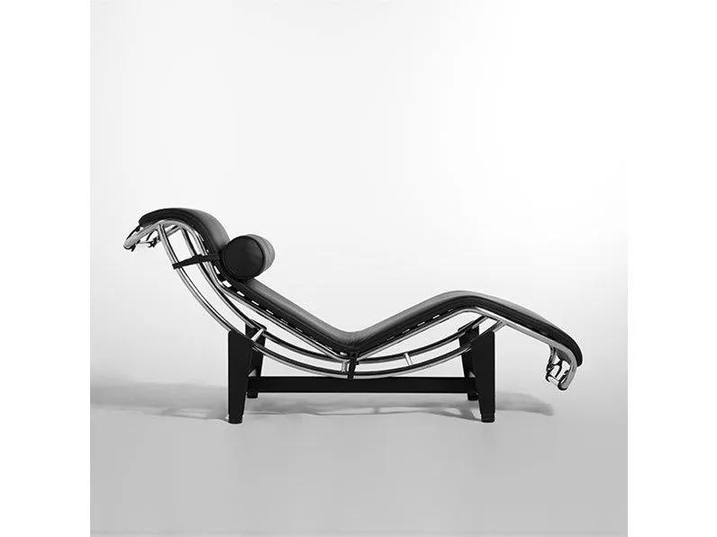 Poltrona modello Le corbusier chaise longue Artigianale ad un prezzo vantaggioso
