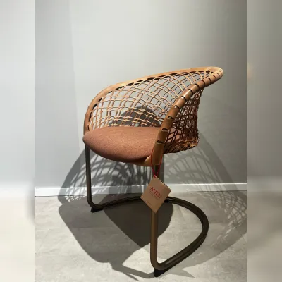 Poltrona in Tessuto P47 Midj a prezzo Outlet