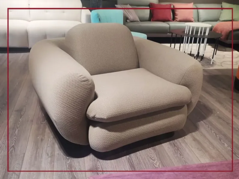 Poltrona in ##Rivestimento## Poltrona dienne curvi   Dienne salotti a prezzo scontato